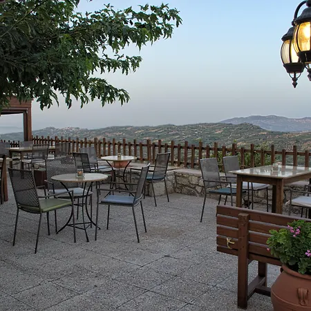 Earino Apartment Kato Asites